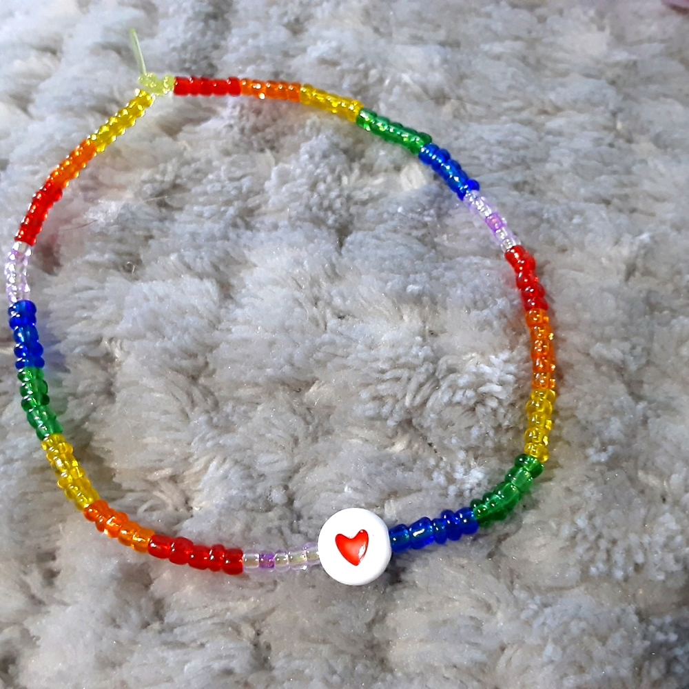 Rainbow heart glass bead bracelet